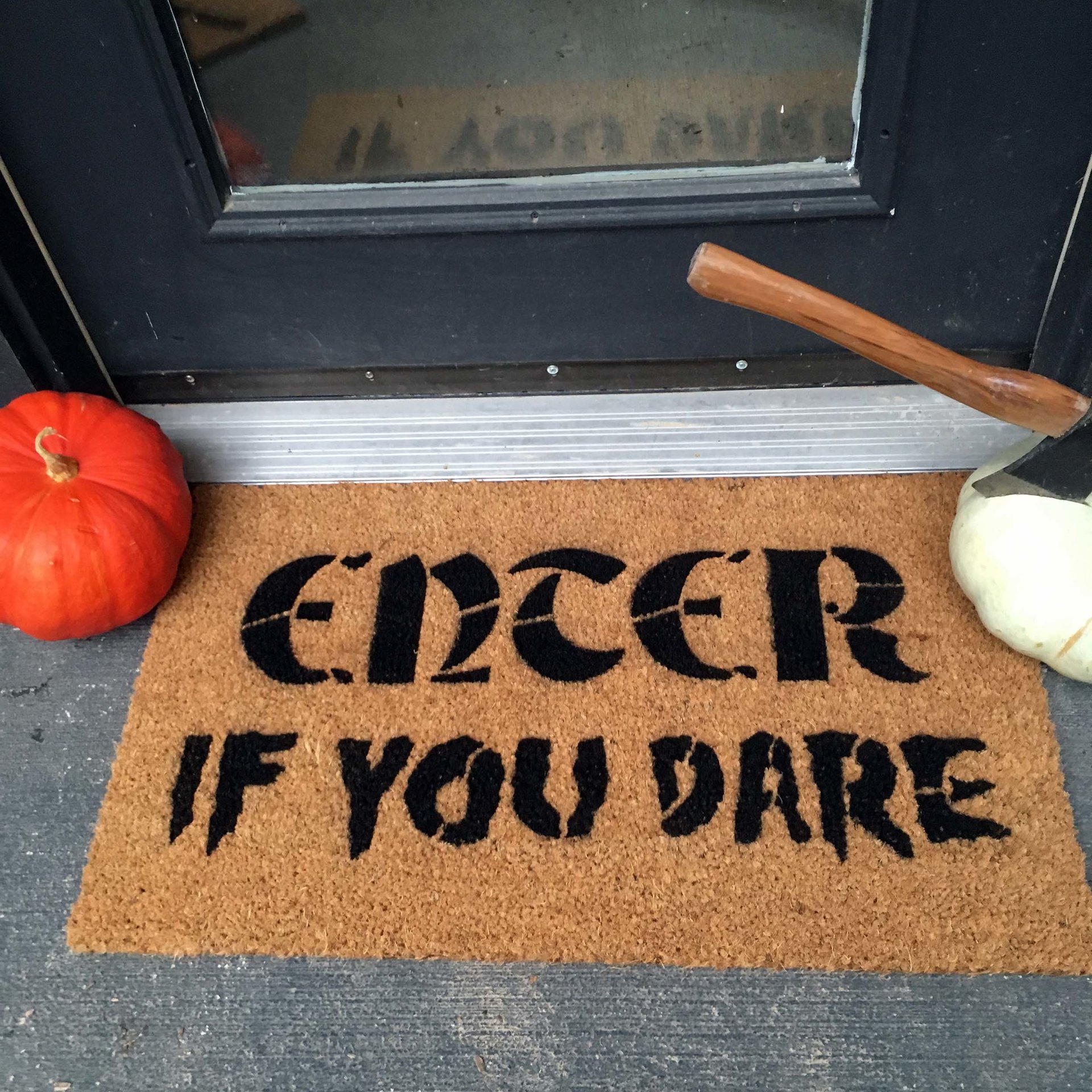 Enter- if you DARE Halloween doormat